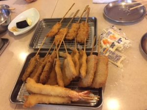 新宿近辺でコスパ重視で串カツなら、串カツ田中一択でしょ