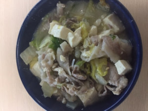 糖質制限に最適で簡単な味噌煮込み豆腐レシピ