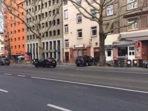 フランクフルトのホテル？ 25 アワーズ ホテルがおすすめだね