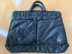 ポータートートバックでおすすめは？ビジネス用途ならタンカー黒でしょ