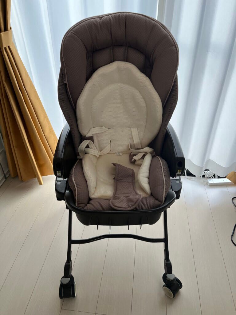 ユラリズムAUTO ハイチェア利用時の角度