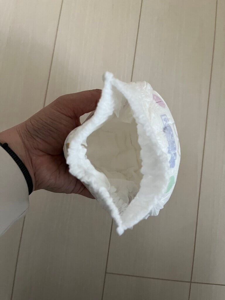 メリーズ パンツ Mサイズ 内側