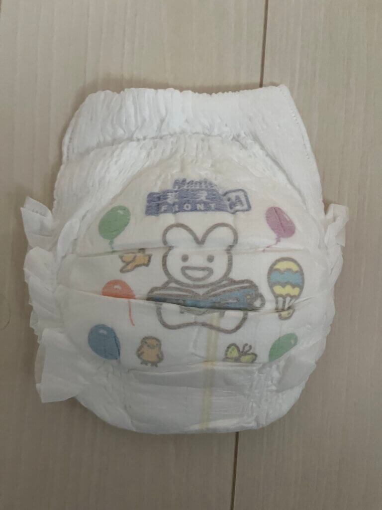 メリーズ パンツ Mサイズ 正面