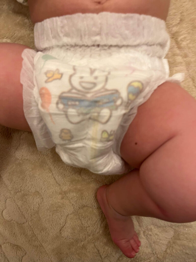 メリーズ パンツ Mサイズ 着用イメージ